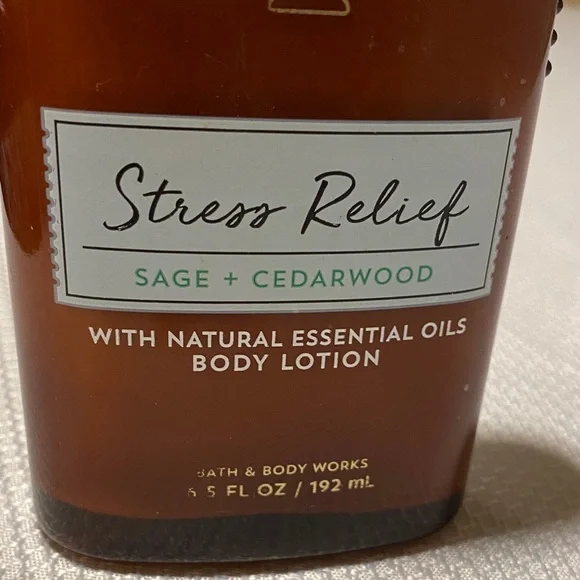 Aromatherapy Sage & Cedarwood Bath and Body Works Lotion - Picture 2 of 4